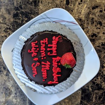 Amia Bakery - Bakeries Near Me - Newark, California