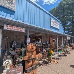 Bear Wallow Antiques & Things - Outside
