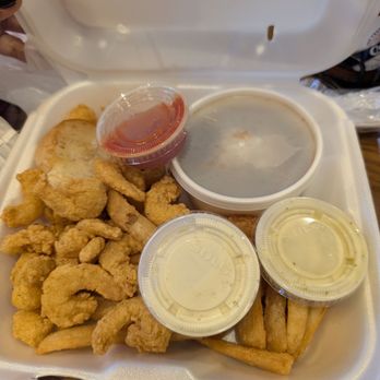 New Orleans Hamburger - Shrimp plate with gumbo - Seafood Near Me - Metairie, Louisiana New Orleans Hamburger - Shrimp plate with gumbo - Seafood Near Me - Metairie, Louisiana