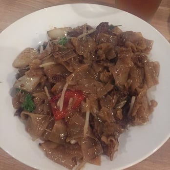 Birdseye Kitchen - Drunken Noodle - Vietnamese Near Me - Encinitas, California