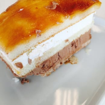 Café Bea - San Marcos dessert - Cafes Near Me - Miami, Florida