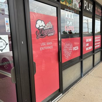 Legends Pizza - Pizza Near Me - Carol Stream, Illinois