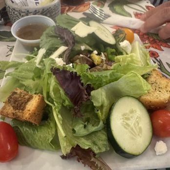 Che Palle - Fresh salad - American Near Me - Capitan, New Mexico Che Palle - Fresh salad - American Near Me - Capitan, New Mexico