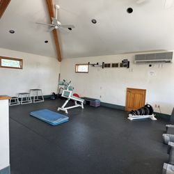 Lyceum Health & Fitness Club - Stretch, abs, HIIT circuit area