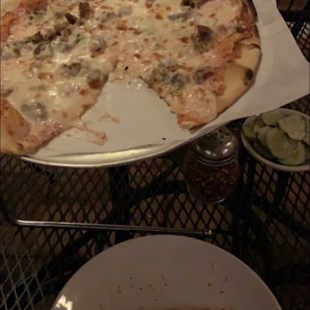 Olcé Pizza Grille - Hot pizza with jalapeños! - Pizza Near Me - Cedars, Pennsylvania Olcé Pizza Grille - Hot pizza with jalapeños! - Pizza Near Me - Cedars, Pennsylvania