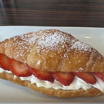 Filicori Zecchini - Strawberry sandwich! - Coffee & Tea Near Me - Potomac, Maryland