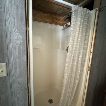 Hatchie Cove Campground - Shower - Campgrounds Near Me - Brownsville, Tennessee Hatchie Cove Campground - Shower - Campgrounds Near Me - Brownsville, Tennessee