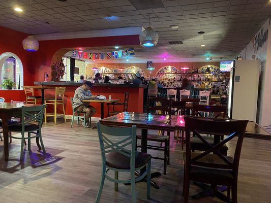 Bodega Kitchen & Cocktails by null