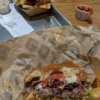 Gotts Roadside - Blue cheese burger with special sauce, tomato, blue cheese, pickles and I added bacon - Burgers Near Me - Napa, California