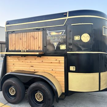Double Shot Cocktails - Mobile cart - Bartenders Near Me Double Shot Cocktails - Mobile cart - Bartenders Near Me