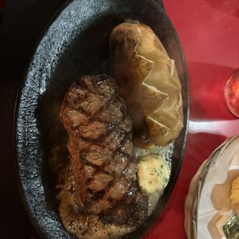 Red Wolfe Inn - Wolfe Cub Cut 8oz with baked potato. - Steakhouses Near Me - Belvidere, New Jersey