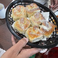 Giovanni's Family Italian Restaurant - Hmmm. Garlic knots