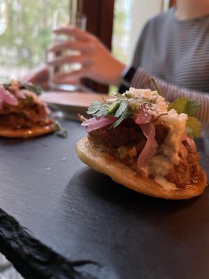 Elizabeth's On L Street by null