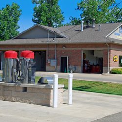 Star-Brite Car Wash and Lube Center