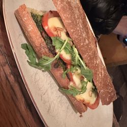 Pilsvogel - Caprese Baguette Sandwich