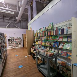 Tien Dao Christian Bookstore