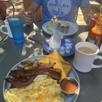 Gold Land BBQ - Breakfast burrito, coffee, and classic breakfast plate. - Barbeque Near Me - San Luis Obispo, California Gold Land BBQ - Breakfast burrito, coffee, and classic breakfast plate. - Barbeque Near Me - San Luis Obispo, California