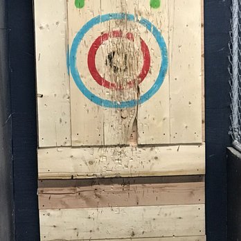 Half Axe - Axe Throwing Near Me - Marlborough, Massachusetts
