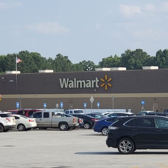 Walmart Supercenter - cars parked in a parking lot - Department Stores Near Me - Thomson, Georgia
