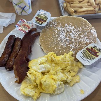 Lee's Hoagie House - Super Pancake Combo - Sandwiches Near Me - Pasadena, California