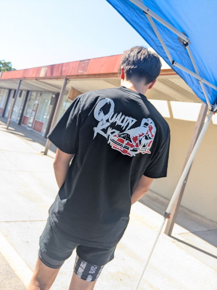 The Quality Kikz & More Store Logo