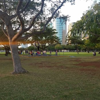 Ala Moana Regional Park - Parks Near Me - Honolulu, Hawaii