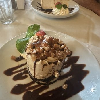 Cooperage Inn - Comfort Food Near Me - Baiting Hollow, New York