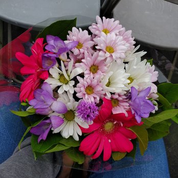 Accent On Flowers - Florists Near Me - Fullerton, California