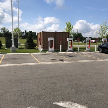 Tesla Supercharger - Walker, MI - 4 Tesla Superchargers and 2 Charge Pointe Stations - EV Charging Stations Near Me - Walker, Michigan Tesla Supercharger - Walker, MI - 4 Tesla Superchargers and 2 Charge Pointe Stations - EV Charging Stations Near Me - Walker, Michigan