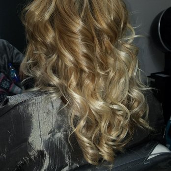 Pretty Bird's Salon - Hair Stylists Near Me - Tampa, Florida Pretty Bird's Salon - Hair Stylists Near Me - Tampa, Florida