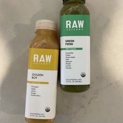Yafay Wellness - Golden Boy & Green Friend cold-pressed juice