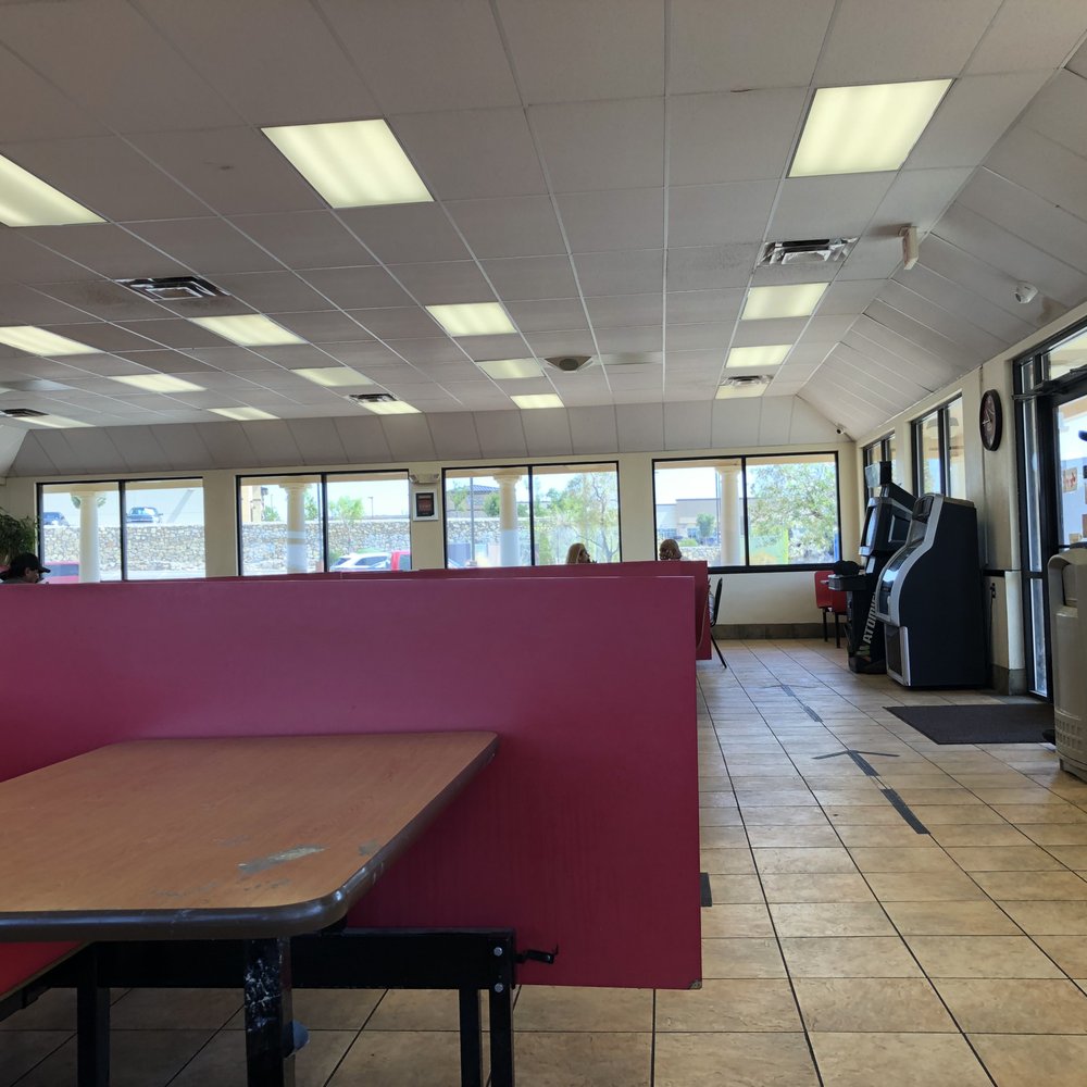 Chico's Tacos - Dining area. - Mexican Near Me - El Paso, Texas Chico's Tacos - Dining area. - Mexican Near Me - El Paso, Texas