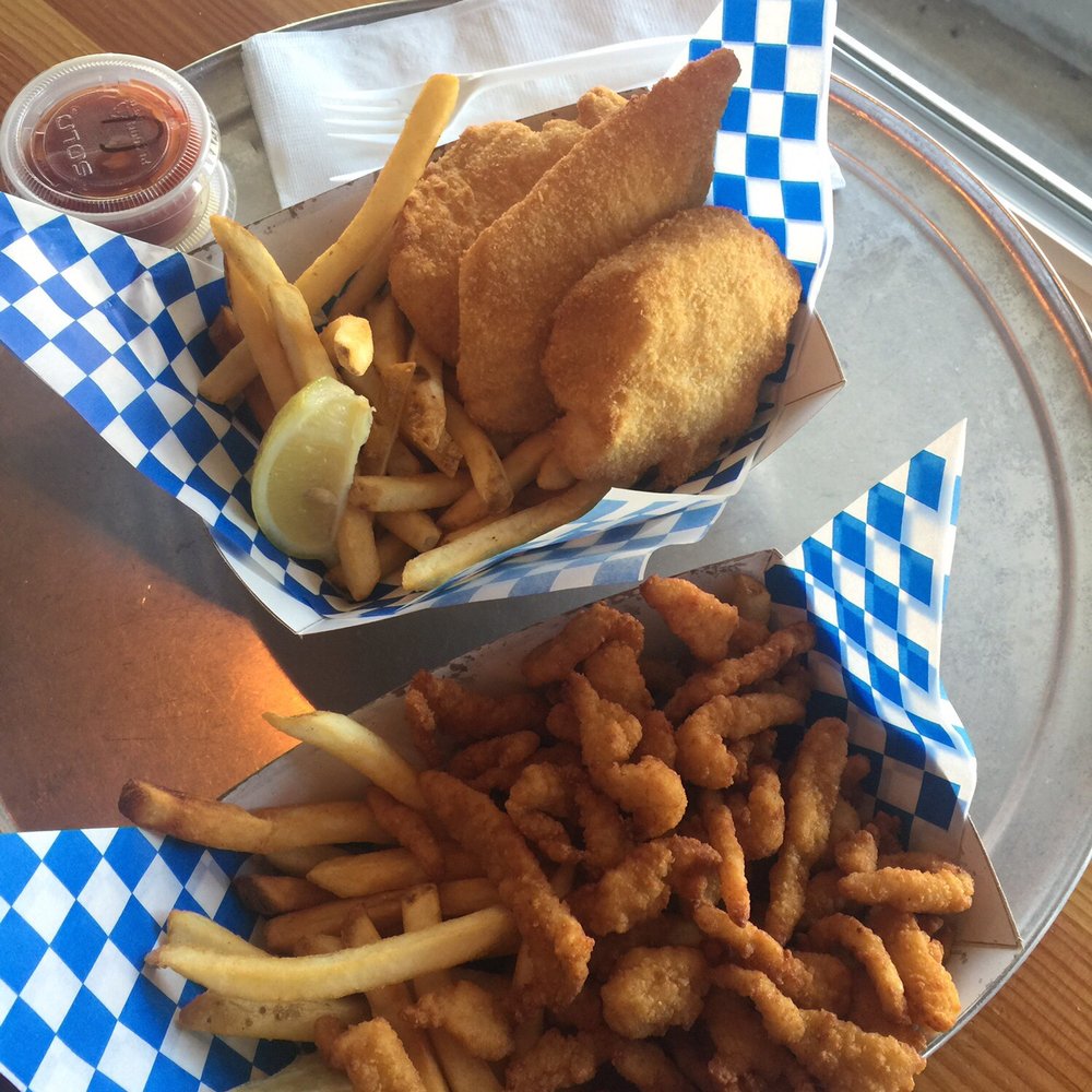 Tom's Fish N Chips - fish n chips & clam n chips! - Burgers Near Me - Cannon Beach, Oregon