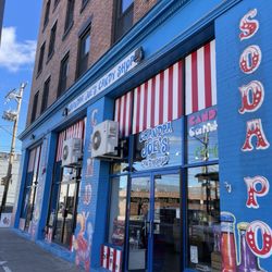 Grandpa Joes Candy Shop