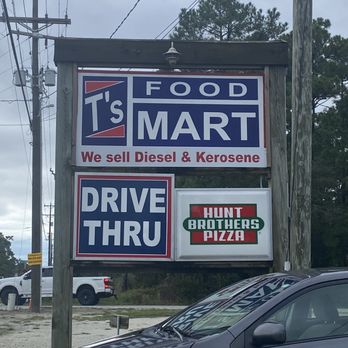 T’s Food Mart - a car parked in front of a store - Convenience Stores Near Me - Holly Ridge, North Carolina T’s Food Mart - a car parked in front of a store - Convenience Stores Near Me - Holly Ridge, North Carolina