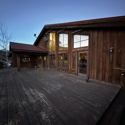 Highlands Ranch Restaurant - Back patio