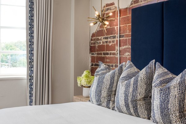 The Stricklin Hotel by null