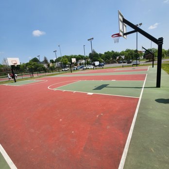 Charter Oak Park - Parks Near Me - Manchester, Connecticut