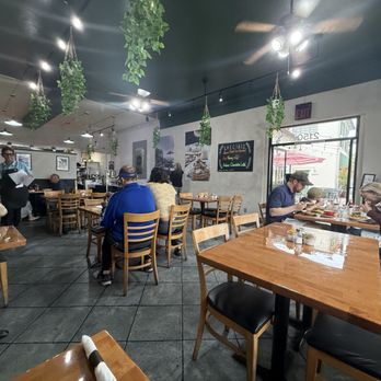 Mari Vees - Their cute interior - Breakfast & Brunch Near Me - San Marino, California Mari Vees - Their cute interior - Breakfast & Brunch Near Me - San Marino, California