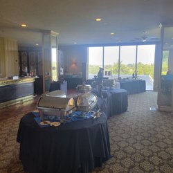 RiverView Restaurant - Buffet station