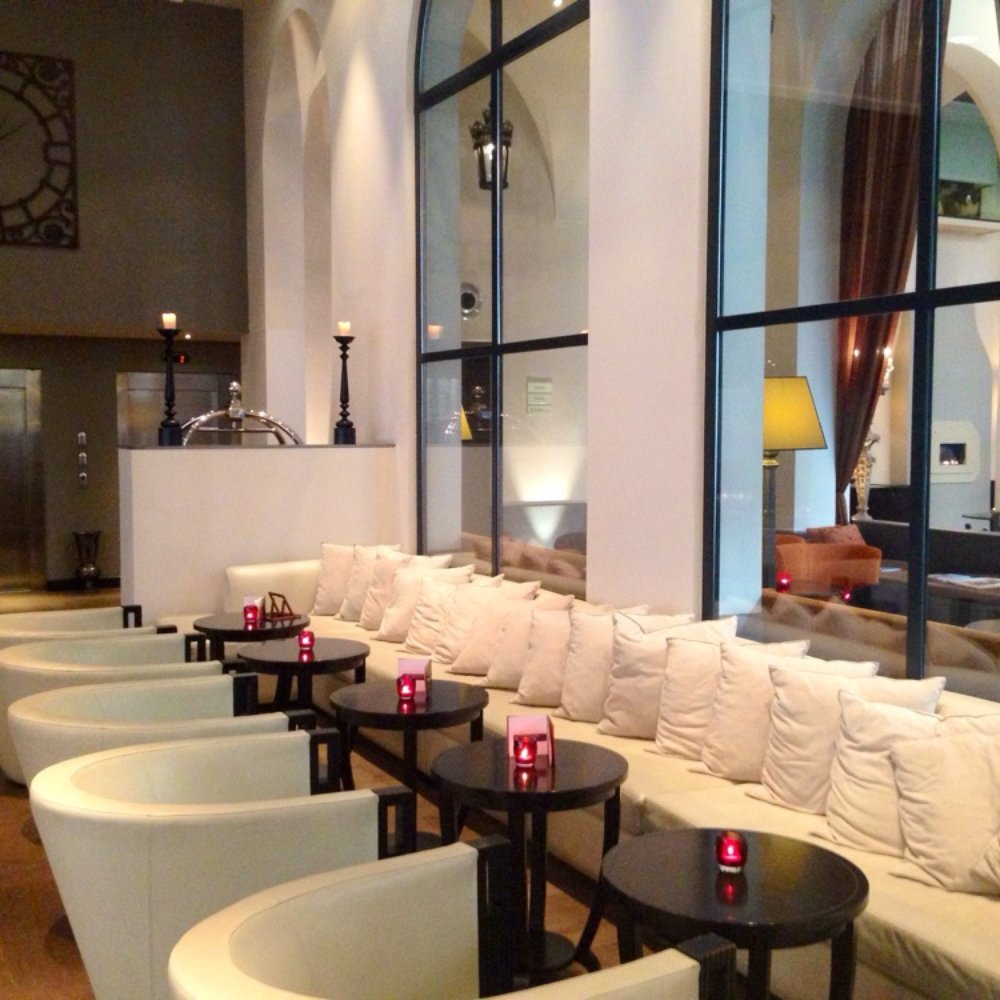 The Dominican - Having cocktails in the lounge - Hotels Near Me - Brussels, BRU The Dominican - Having cocktails in the lounge - Hotels Near Me - Brussels, BRU