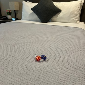 The Elet Hotel - chocolates left on beds - Hotels Near Me - South Lake Tahoe, California The Elet Hotel - chocolates left on beds - Hotels Near Me - South Lake Tahoe, California