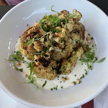 Juliette Restaurant - Spiced Roasted Cauliflower Dinner - Bars Near Me - Brooklyn, New York