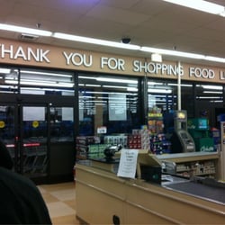 Food Lion Stores