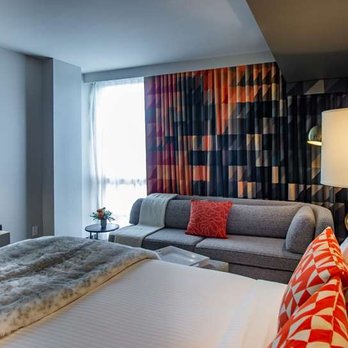 Hotel Eastlund - King Room - Hotels Near Me - Portland, Oregon Hotel Eastlund - King Room - Hotels Near Me - Portland, Oregon