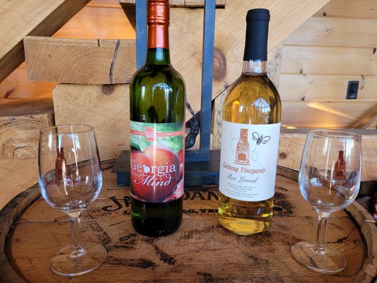 Cartecay Vineyards by null