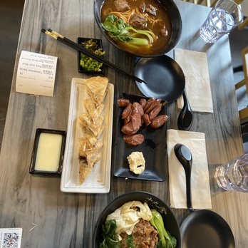 19 GOLD - Crispy Red Bean Pancake Garlic Taiwanese Sausage Minced Pork over Rice Taiwanese Beef Noodle Soup - Taiwanese Near Me - Seattle, Washington
