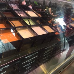 Saladworks - Salad Dressings/ Salad Bar Layout