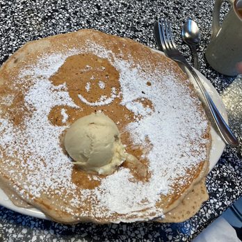 Gronsky's Milk House - Gingerbread POTM - Ice Cream & Frozen Yogurt Near Me - High Bridge, New Jersey