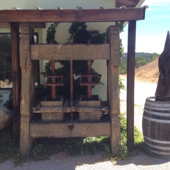 Rocky Creek Cellars - Wineries Near Me - Templeton, California Rocky Creek Cellars - Wineries Near Me - Templeton, California